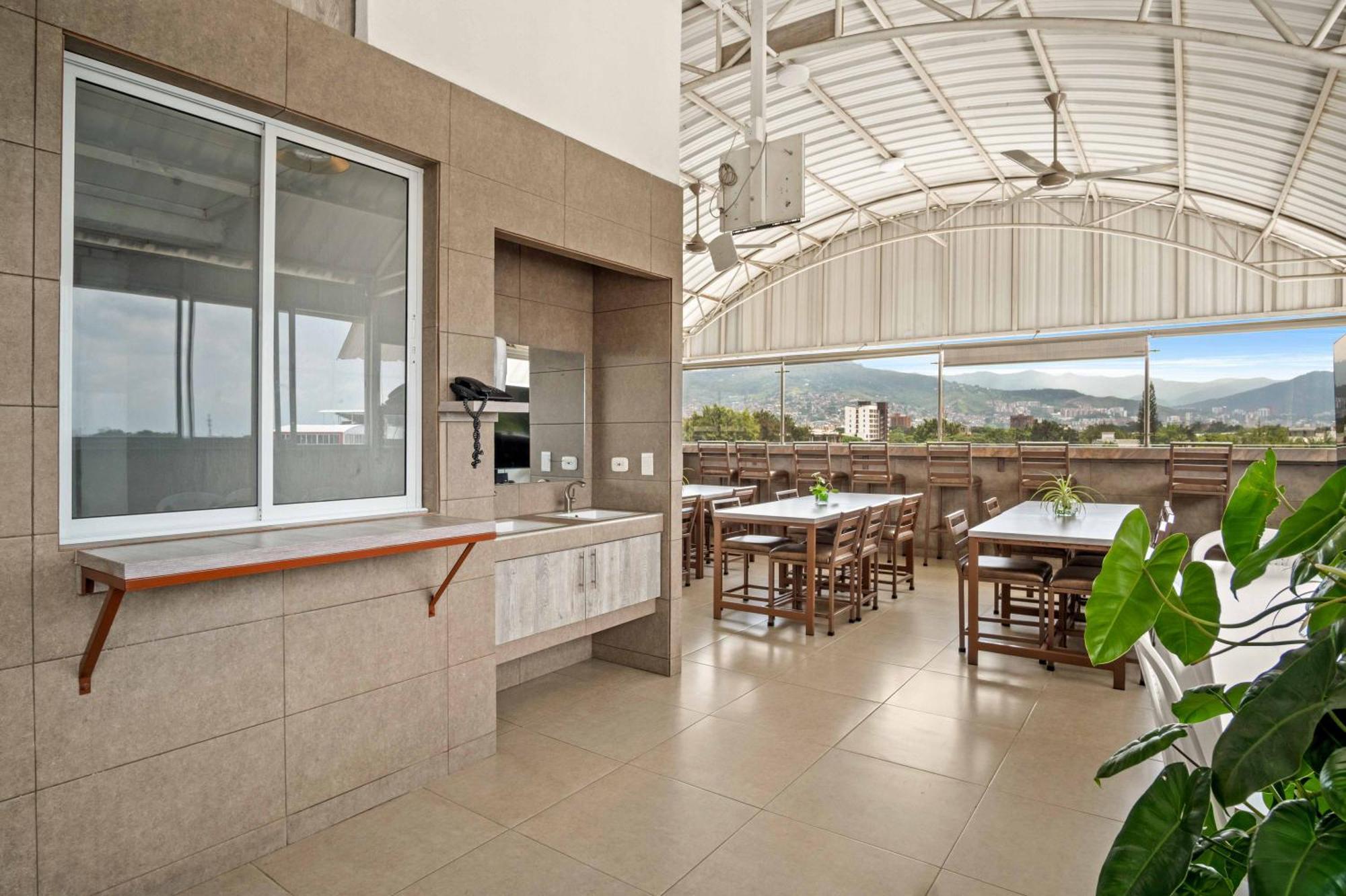 Hotel Eco Suite Cali Zewnętrze zdjęcie